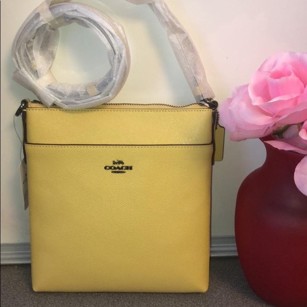 Coach Messenger  Genuine Leather Cross Body